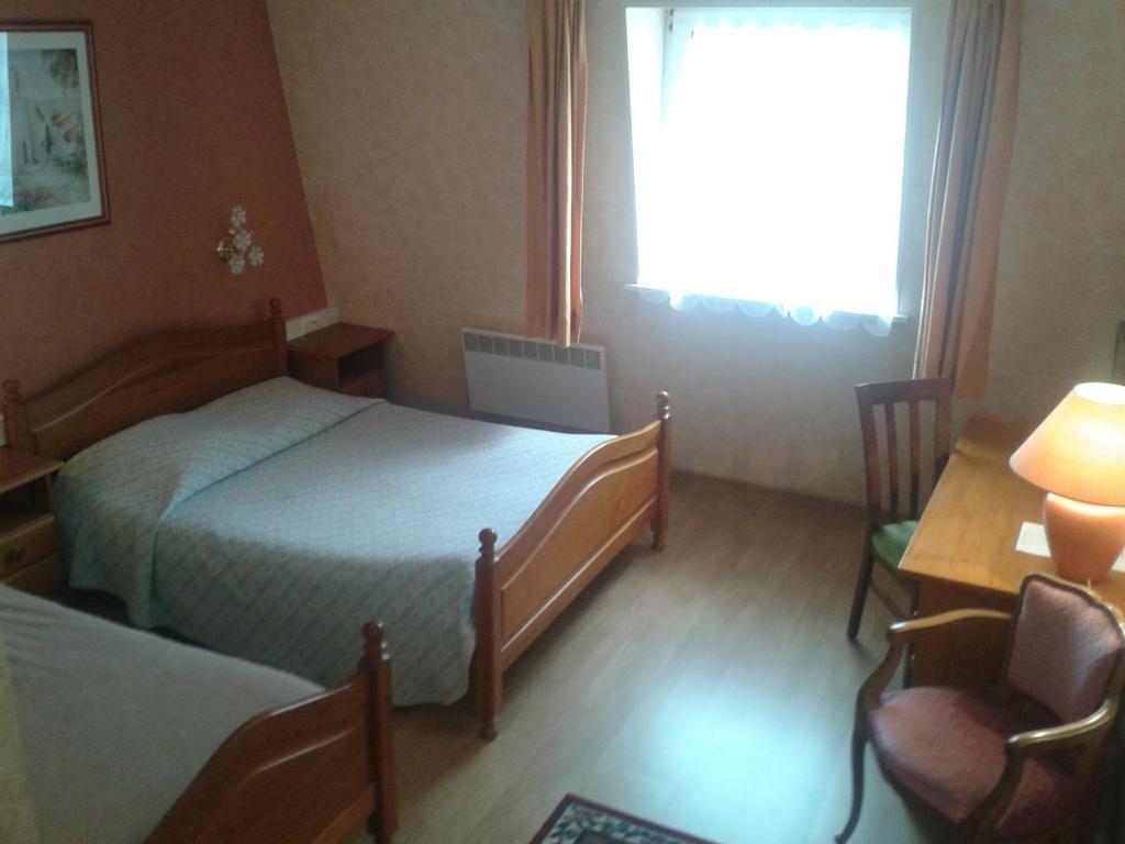 Logis Hotel Restaurant Hostellerie De L'Etoile Wasselonne Quarto foto