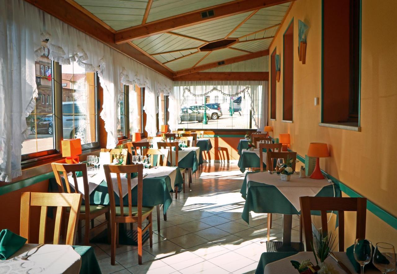 Logis Hotel Restaurant Hostellerie De L'Etoile Wasselonne Exterior foto